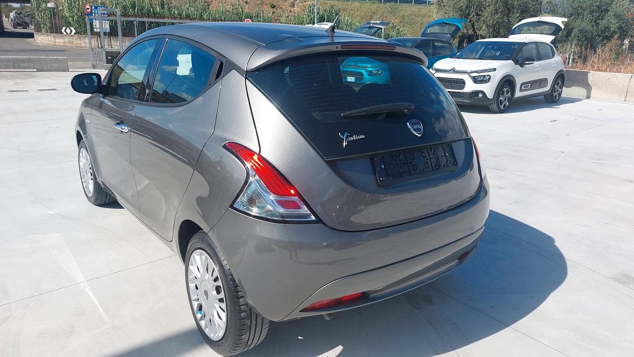 Lancia Ypsilon 1.2 69 CV 5 porte 2017