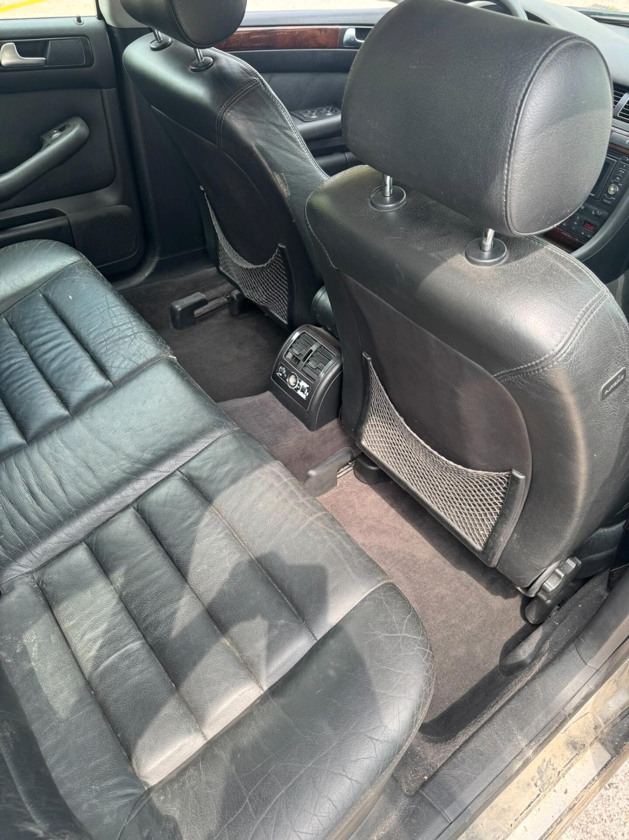 Audi A6 2.5 V6 TDI/180 CV cat Avant quattro