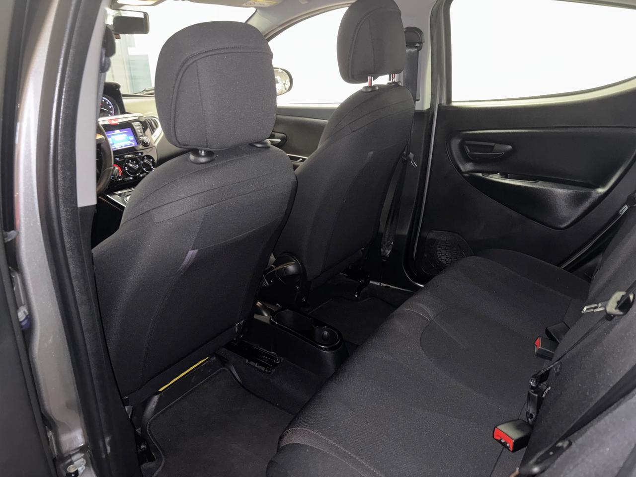 Lancia Ypsilon 1.0 | HYBRID GOLD | OK NEOPATENTATI