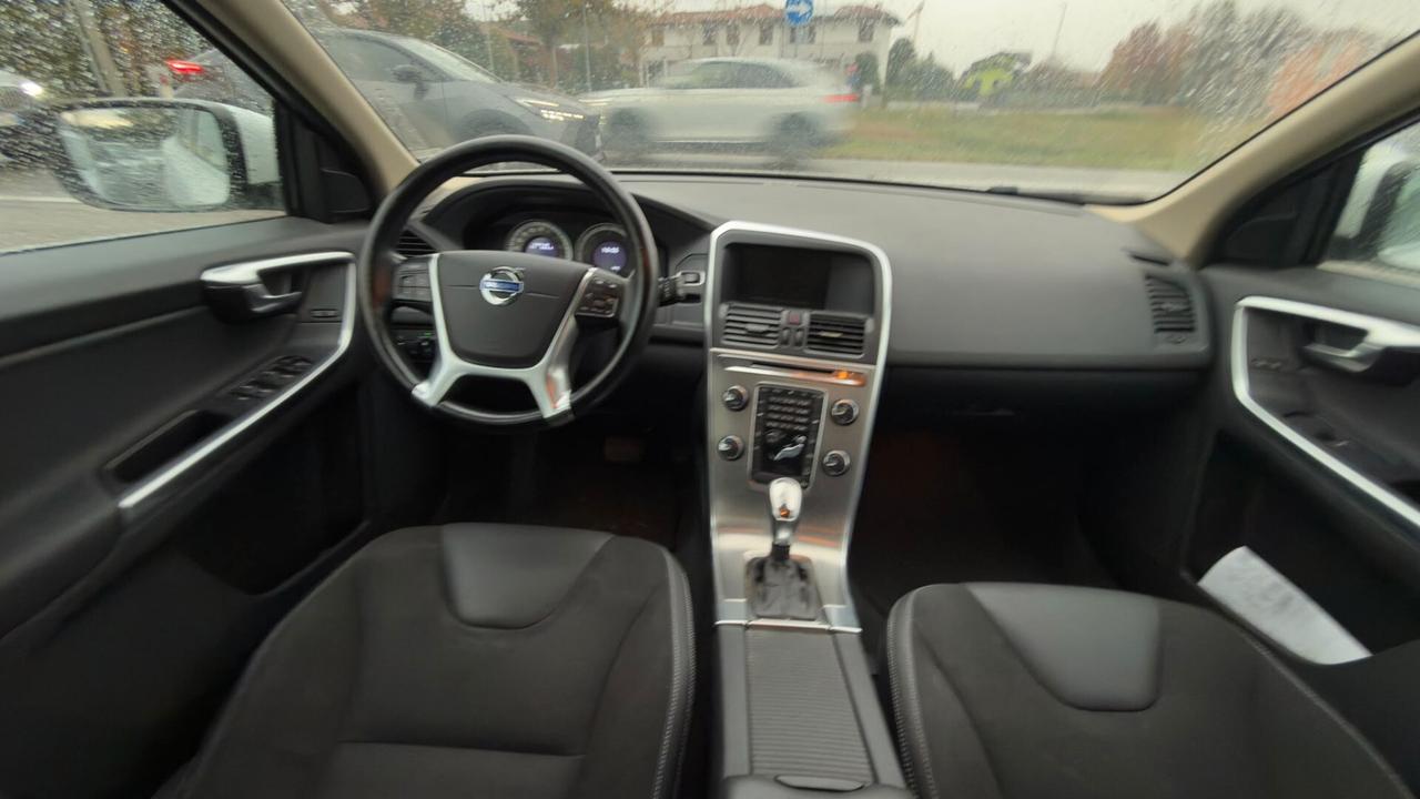 Volvo V60 D4 AWD Geartronic Summum