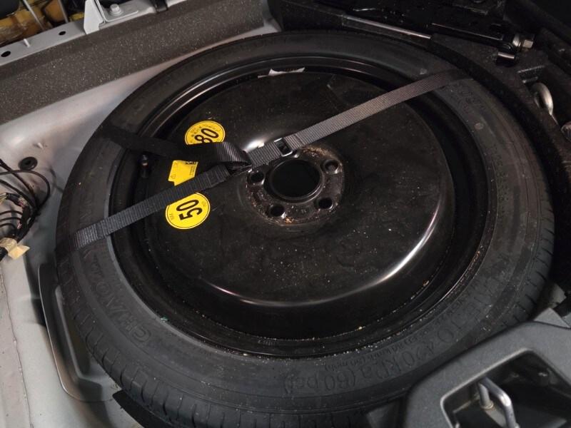 VOLVO XC40 (2017-->) XC40 T3 Geartronic Momentu...
