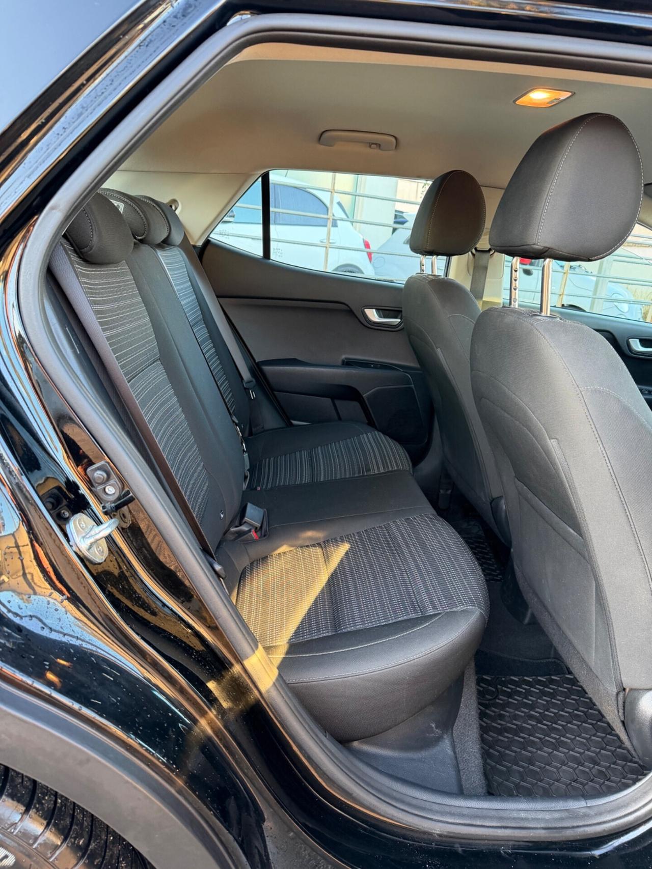 Kia Stonic 1.4 MPI GPL Style