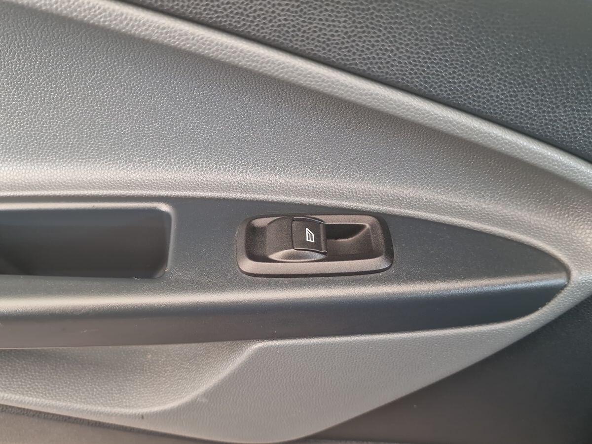 FORD FIESTA 1.2 PLUS