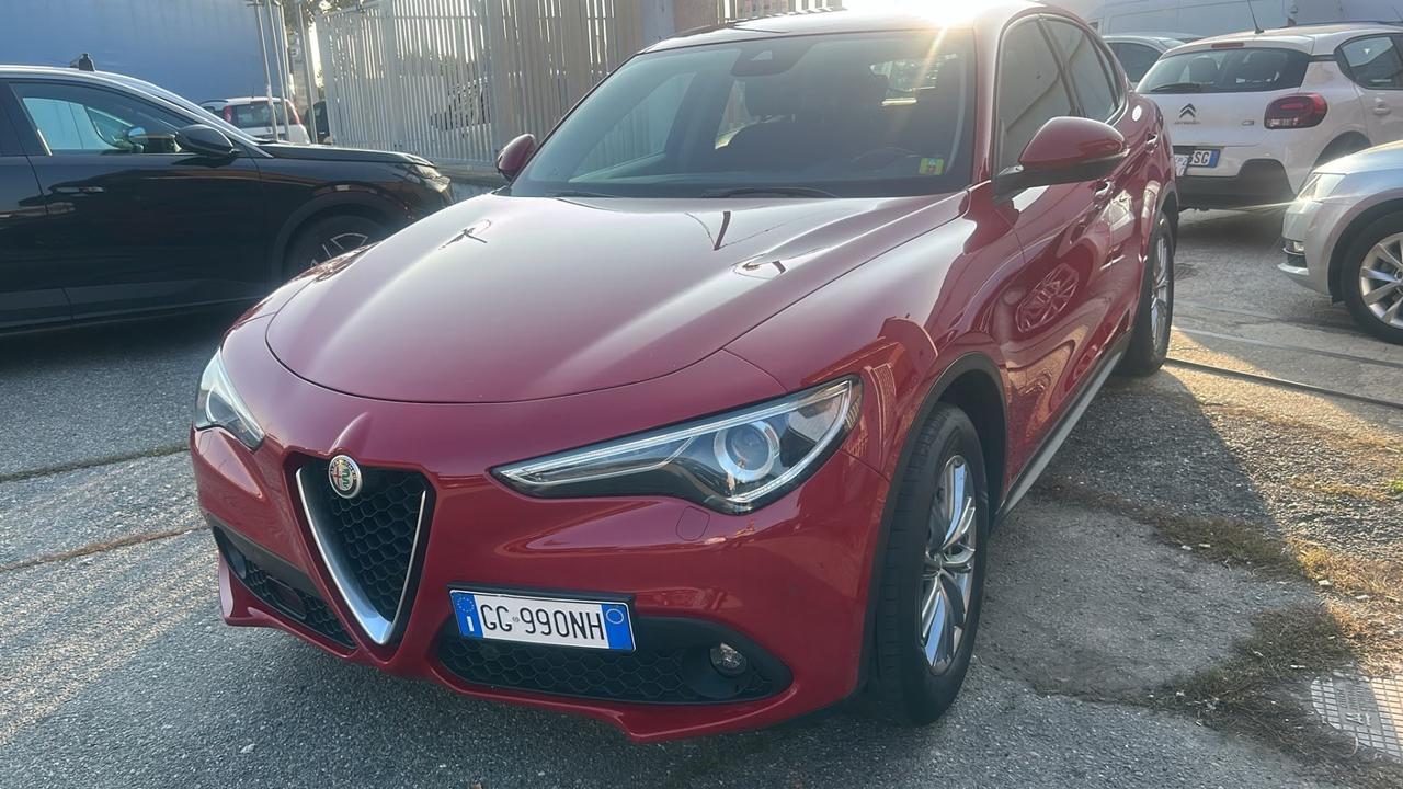 Alfa Romeo Stelvio 2.2 Turbodiesel 160 CV AT8 RWD Business