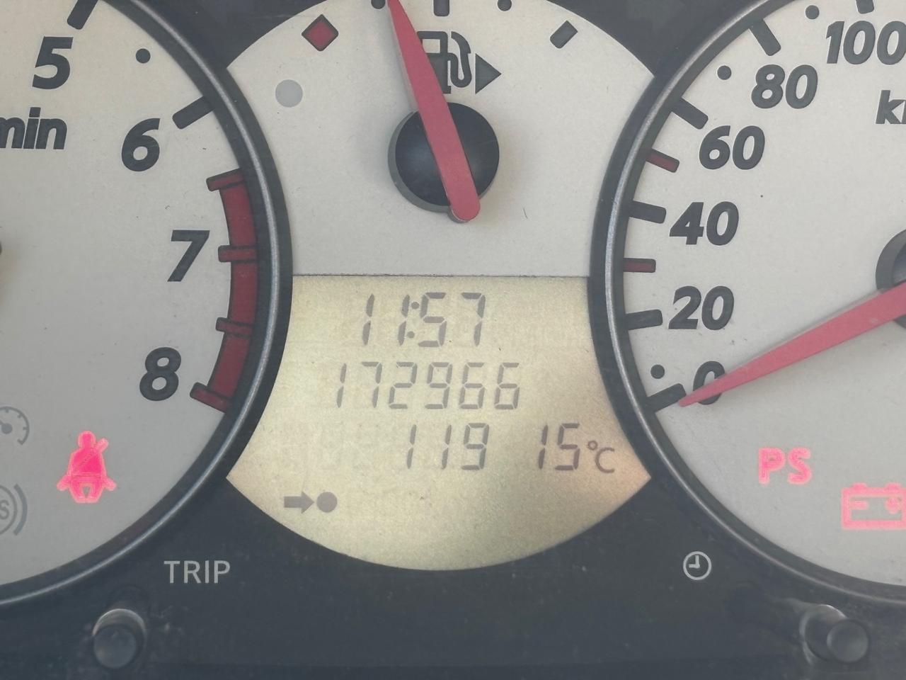 Nissan Micra 1.2 16V 65CV 3 porte