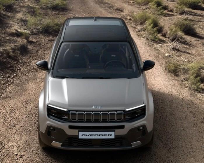 Jeep Avenger 1.2 turbo e-hybrid MHEV Summit f