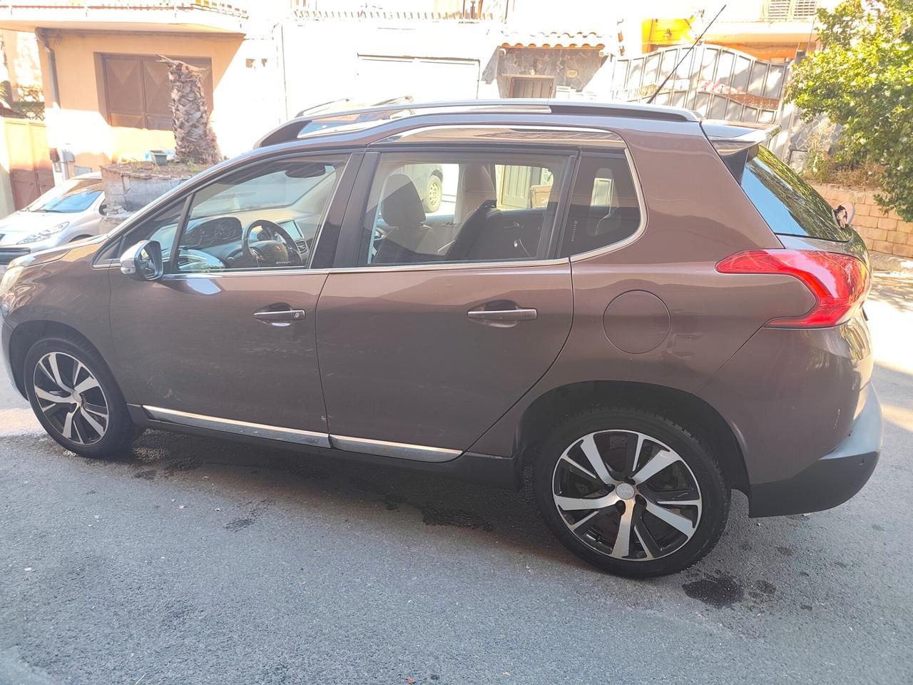 Peugeot 2008 1.6 e-HDi 92 CV Allure
