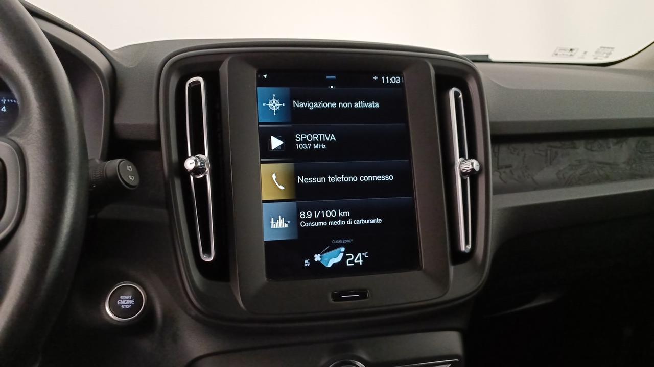 VOLVO XC40 1.5 t2 Momentum auto my21