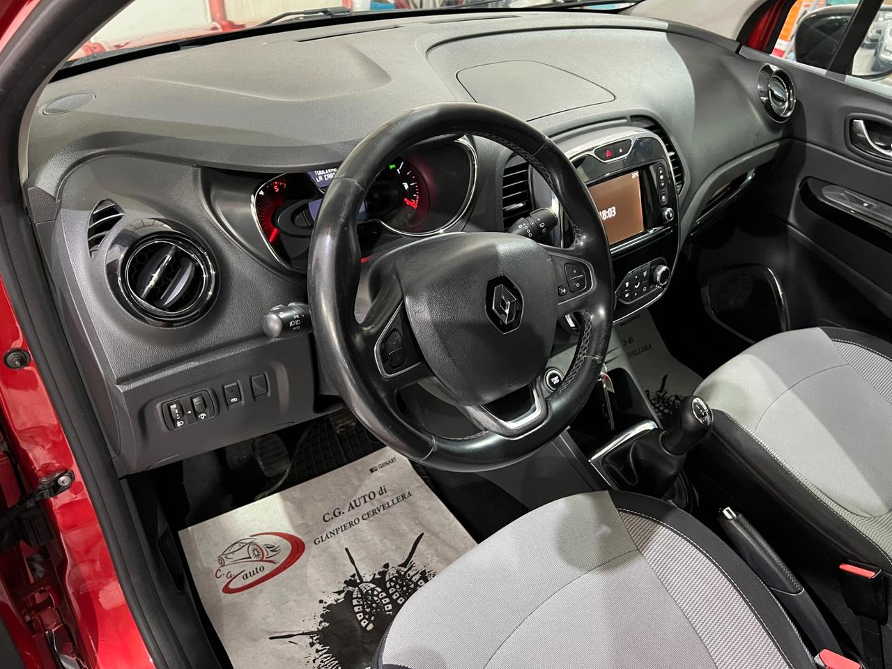 Renault Captur 1.5 90 CV - Energy Iconic - 2016
