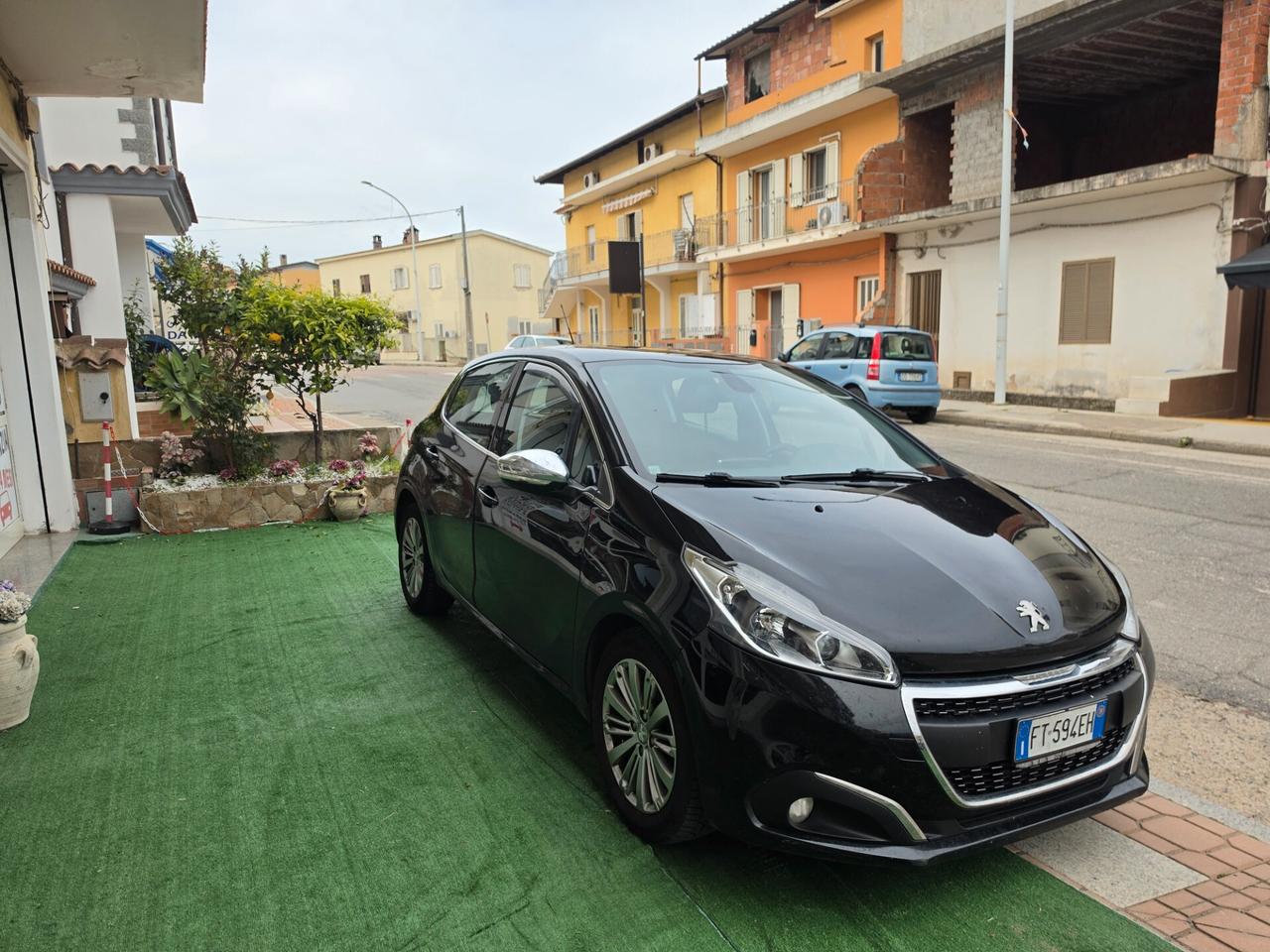 Peugeot 208 BlueHDi 100 S&S 5 porte Active
