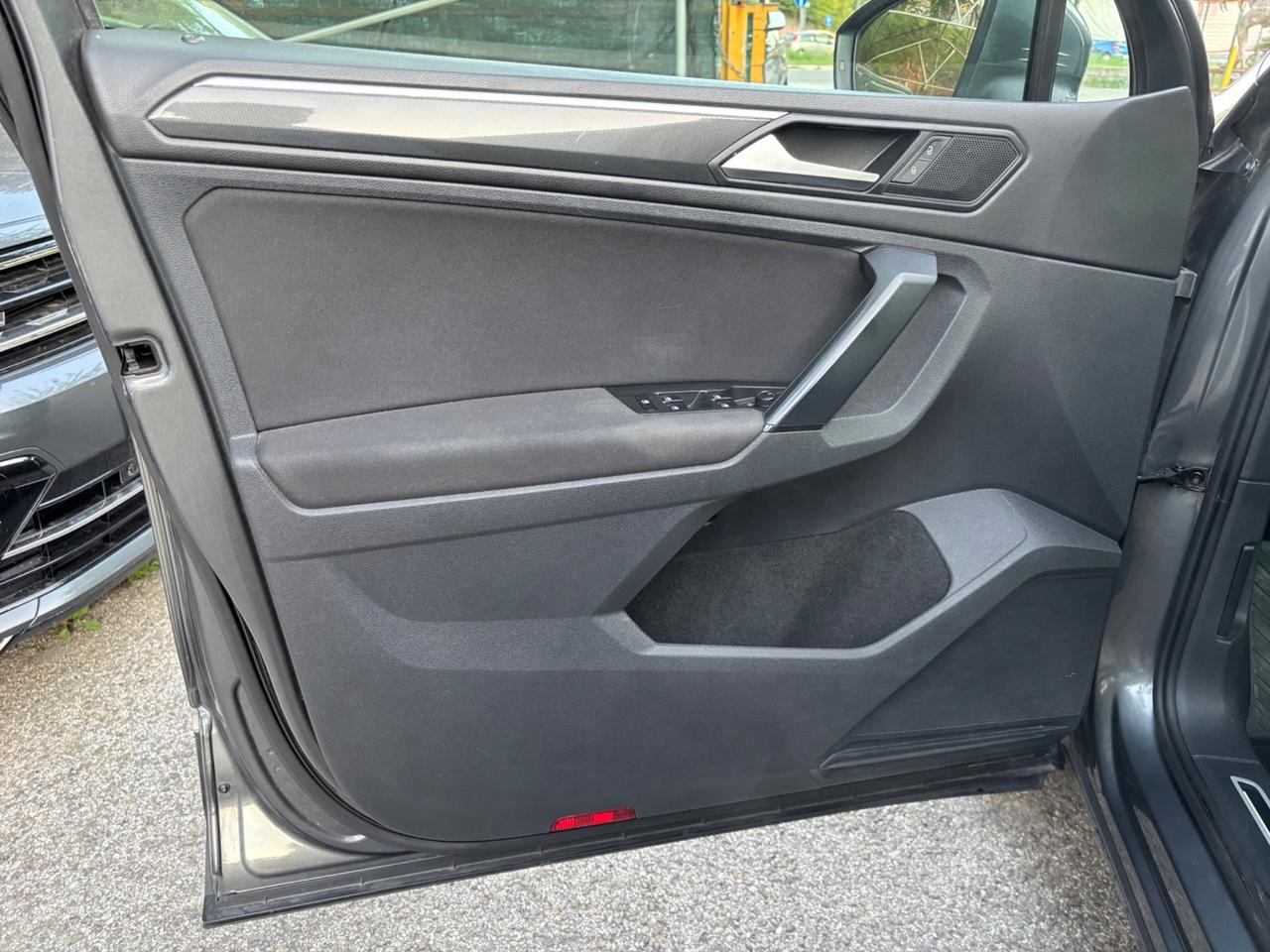 Volkswagen Tiguan 1.6 TDI ok neopatentati
