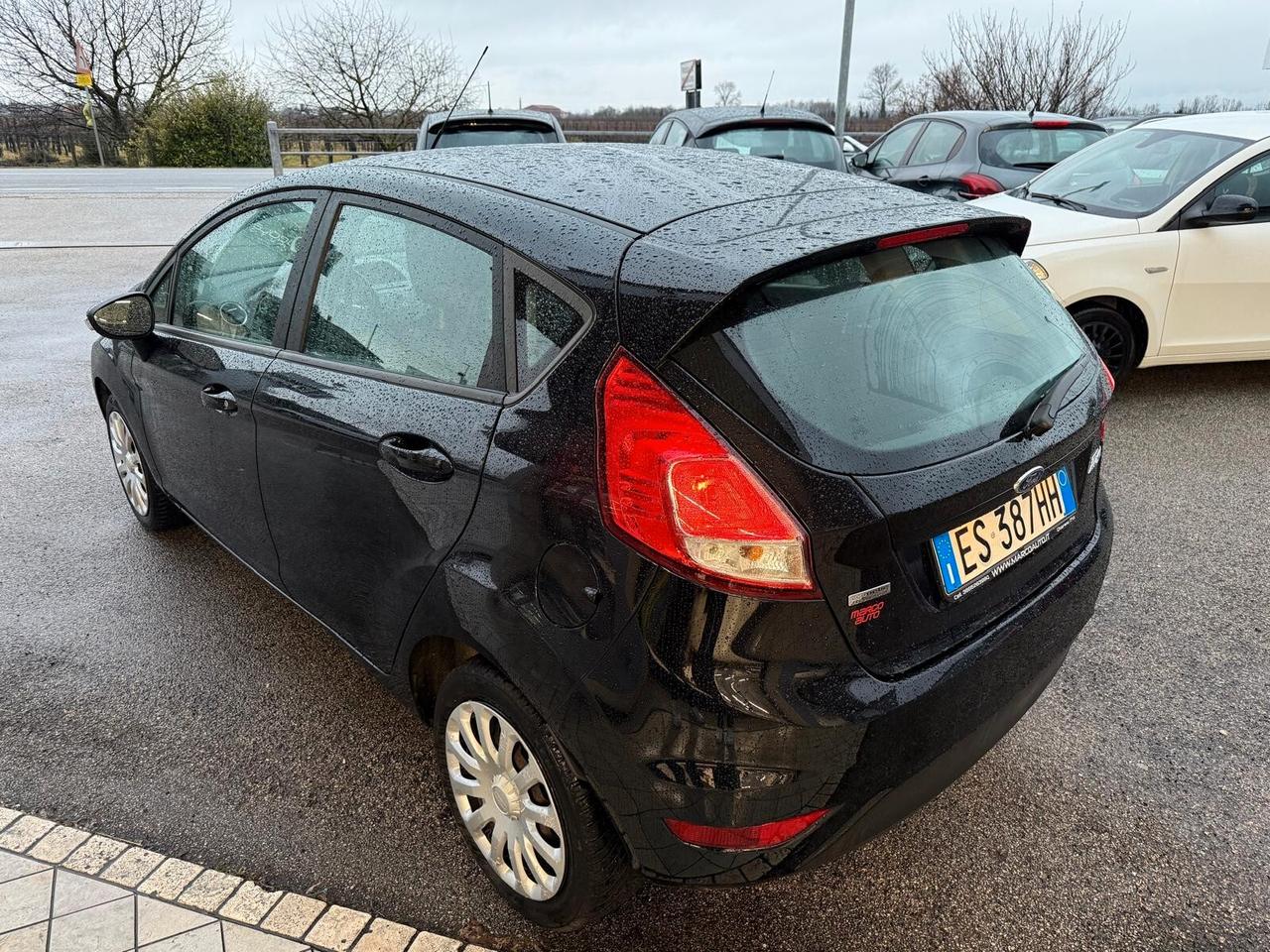 Ford Fiesta 1.4 Gpl Neopatentati