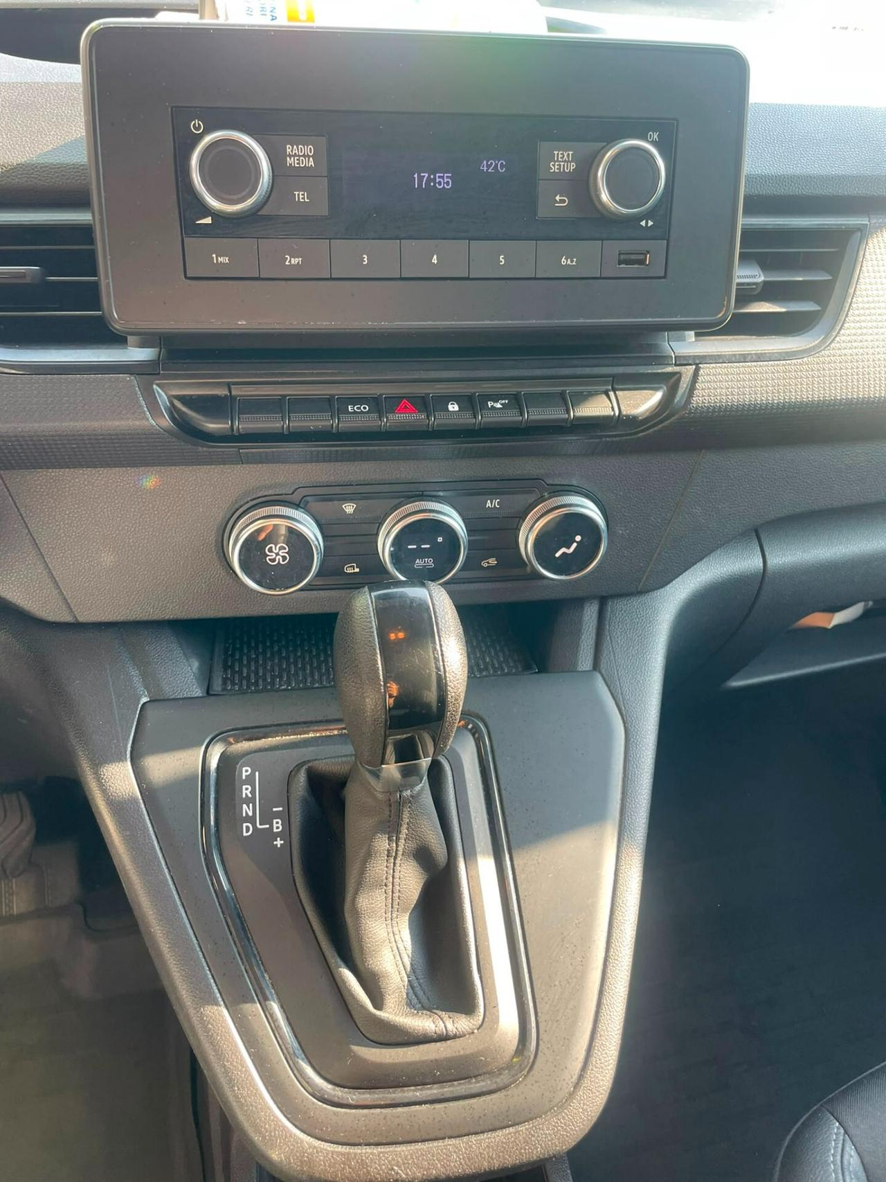 Nissan Townstar 22kW Van N-Connecta PC