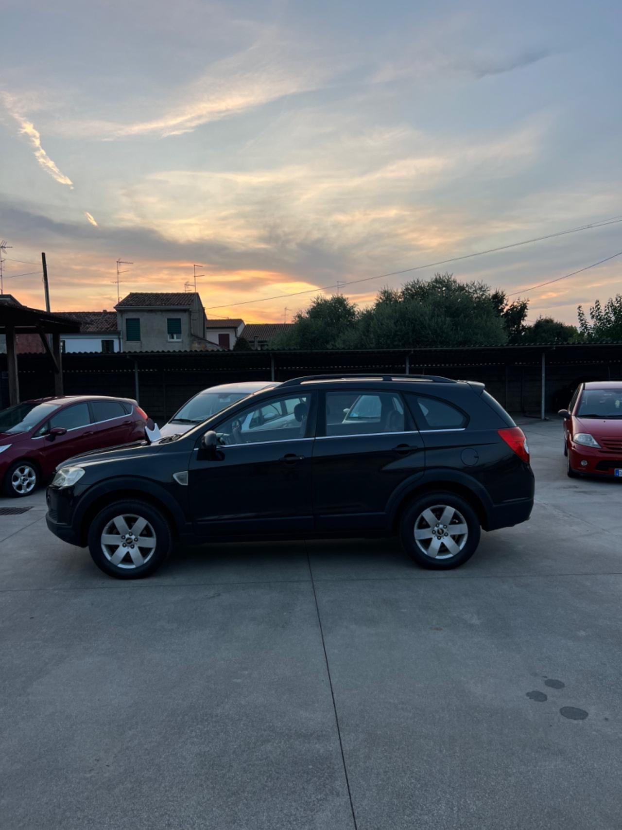 Chevrolet Captiva 2.4 LS GPL