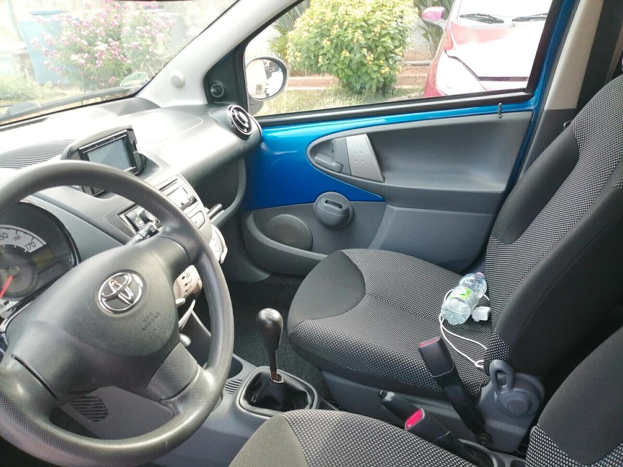 TOYOTA AYGO 1.0 68CV 2012 EURO5 FULL