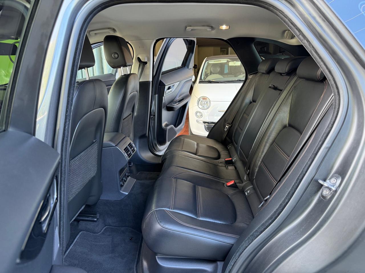 Jaguar F-Pace 2.0d Prest. AWD 180Cv GARANZIA24MESI