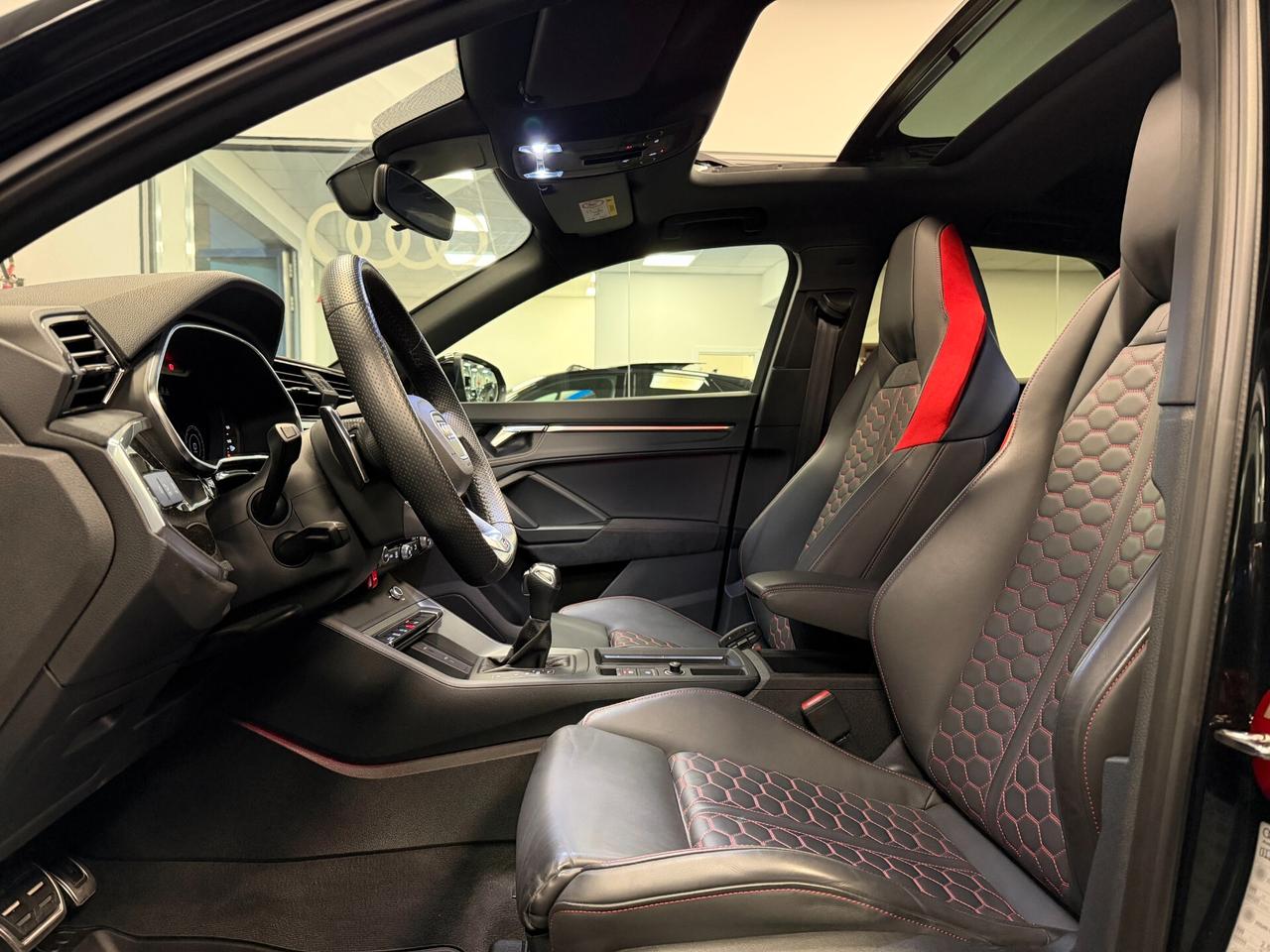 Audi RSQ3 SPB quattro S tronic