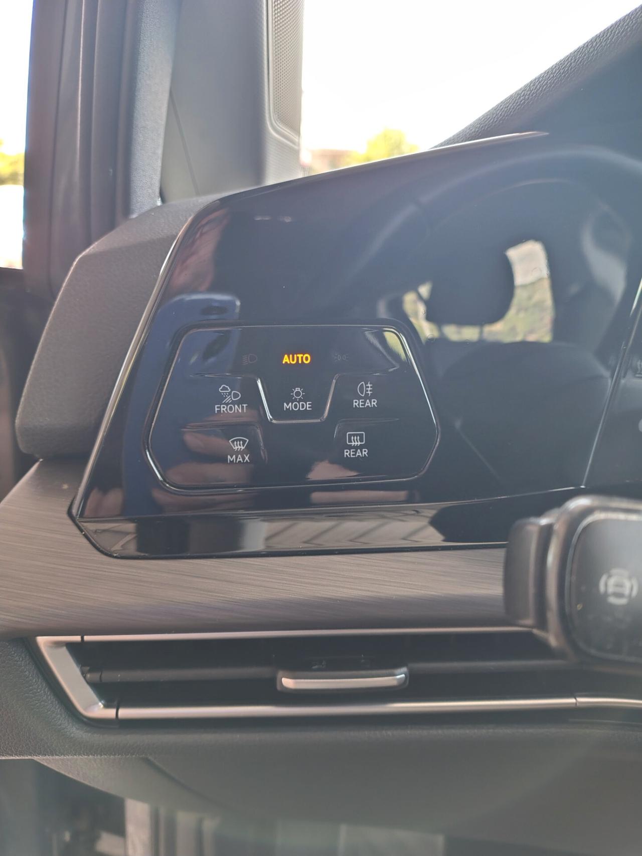 Volkswagen Golf 1.5 eTSI 150 CV EVO ACT DSG 1st Edition Style
