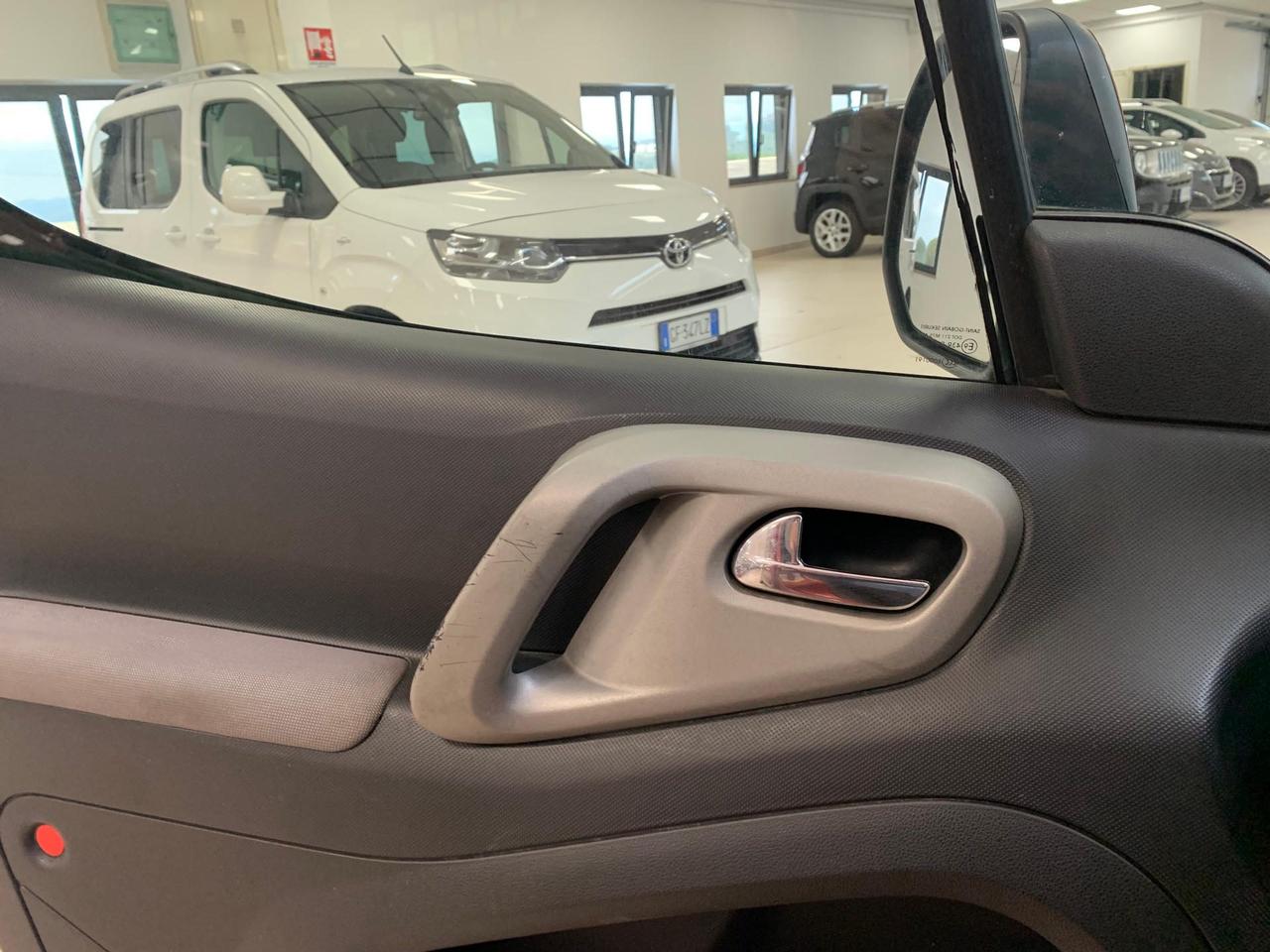 Peugeot Partner Tepee 1.6 B/Gpl Outdoor 110cv