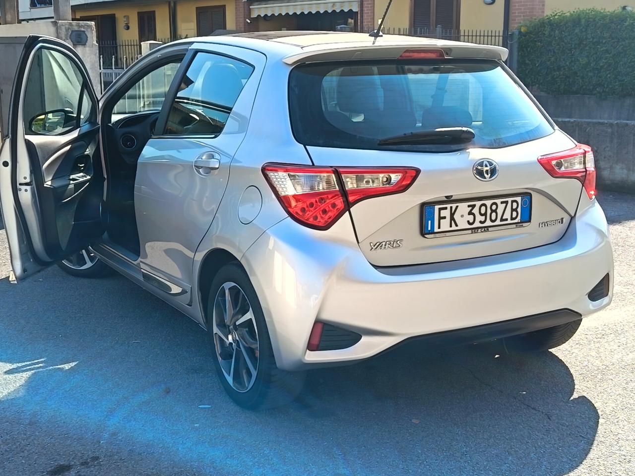 Toyota Yaris hybrid