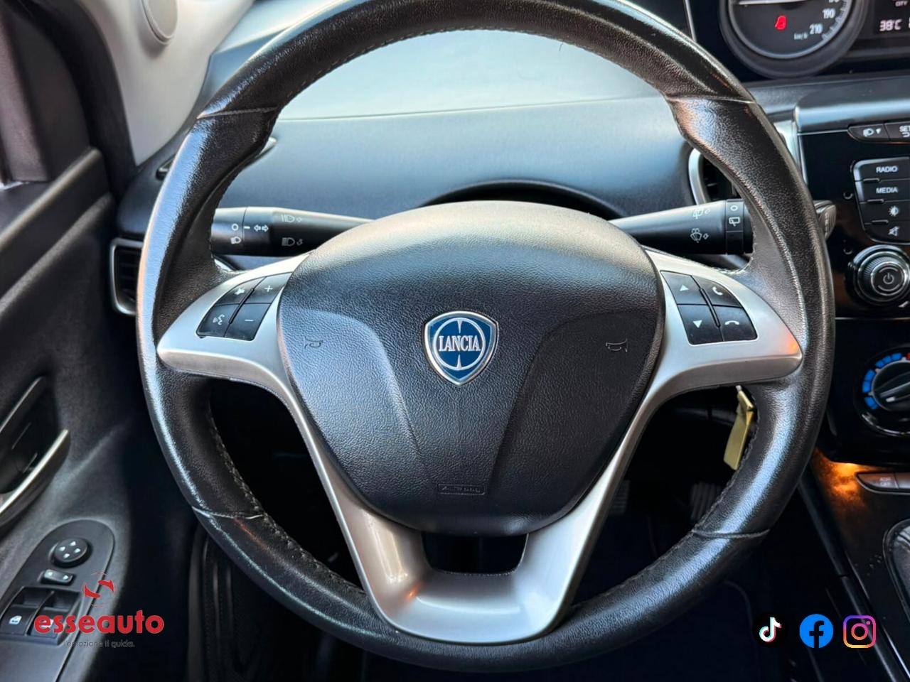 Lancia Ypsilon 1.0 FireFly 5 porte S&S Hybrid Ecochic Gold