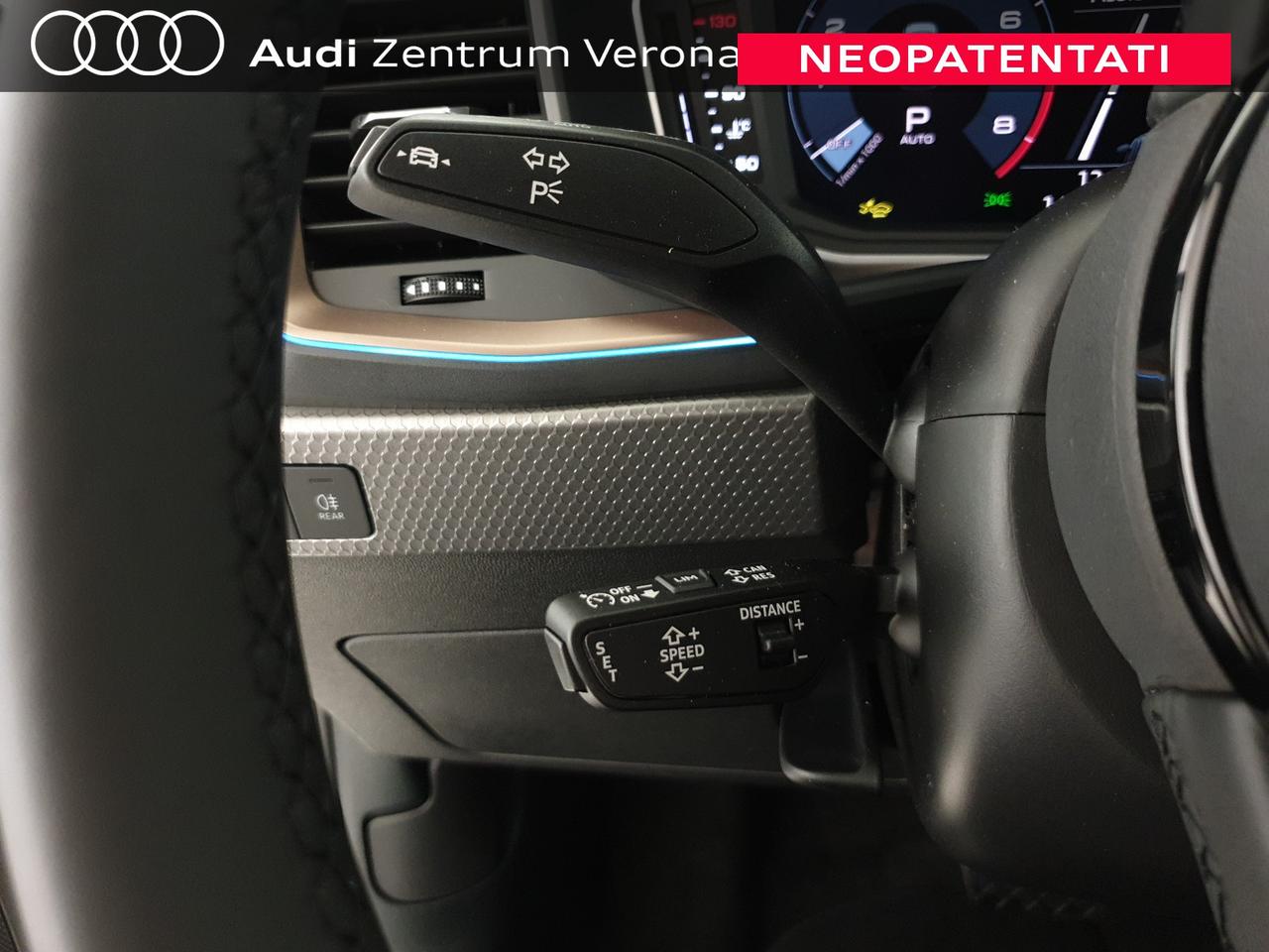 Allstreet 30TFSI 116CV S tronic Identity Contrast