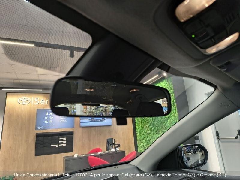 Toyota Yaris 1.0 5 porte Active