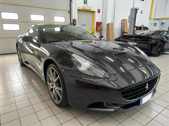 FERRARI California DCT