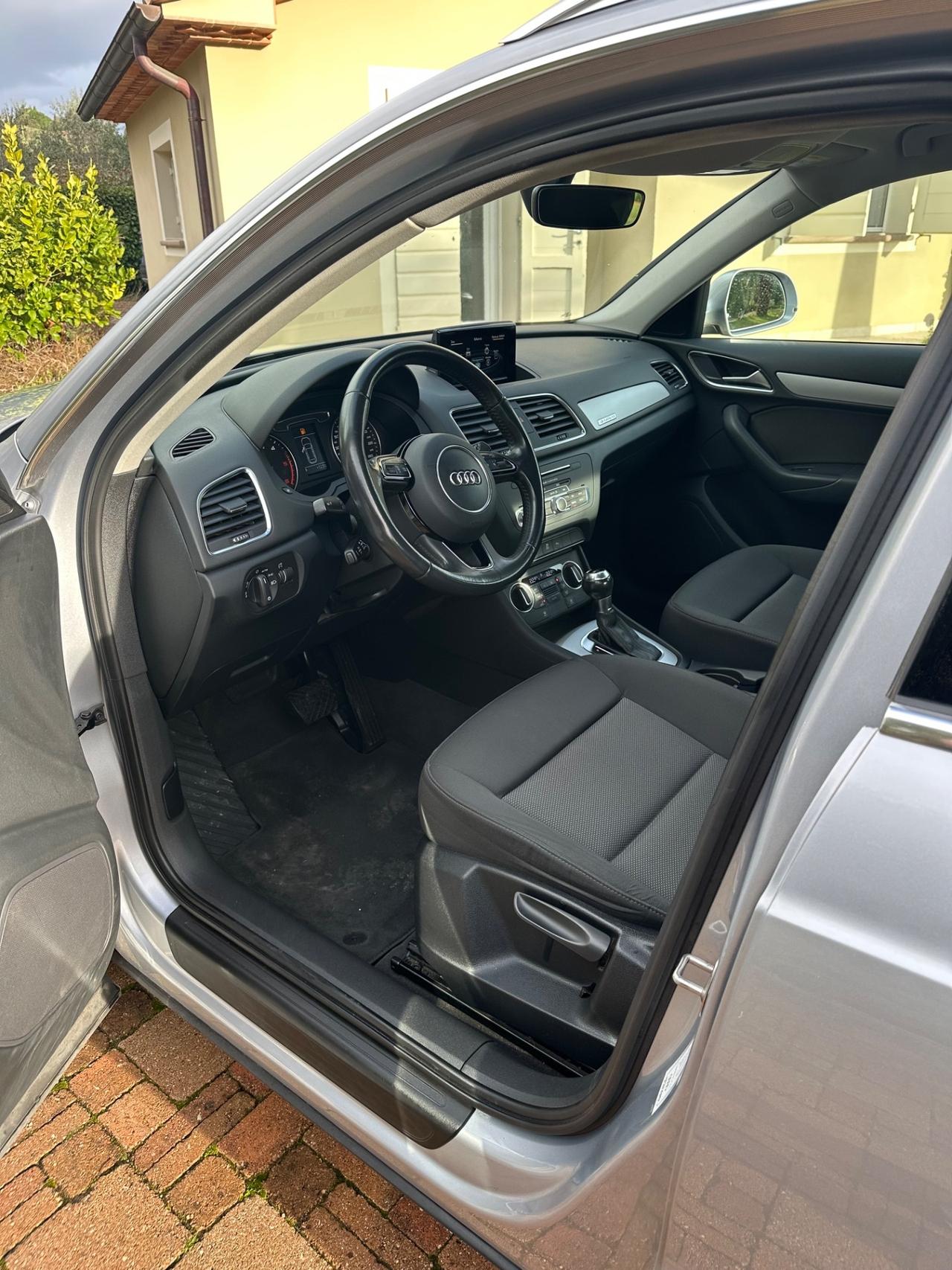 Audi Q3 2.0 TDI 150 CV quattro S tronic Business