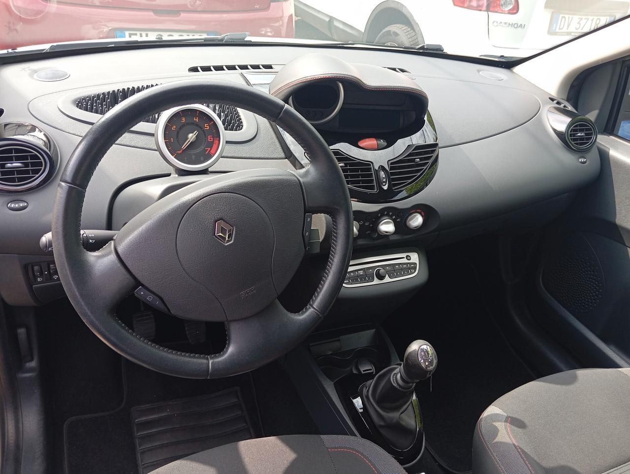 Renault Twingo 1.2 16V permute finanziabile