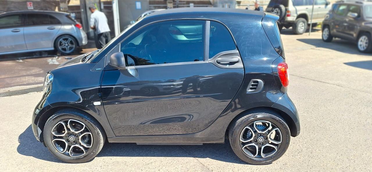 Smart ForTwo EQ Prime 65.000 KM