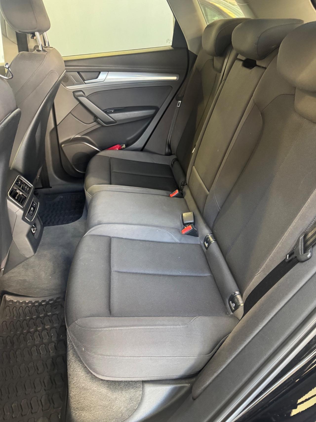 Audi Q5 2.0 TDI quattro S tronic Business Sport