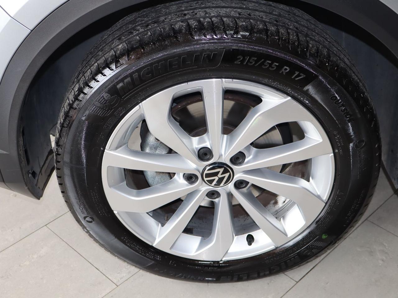 Volkswagen T-Roc Life 1.5 TSI #10674