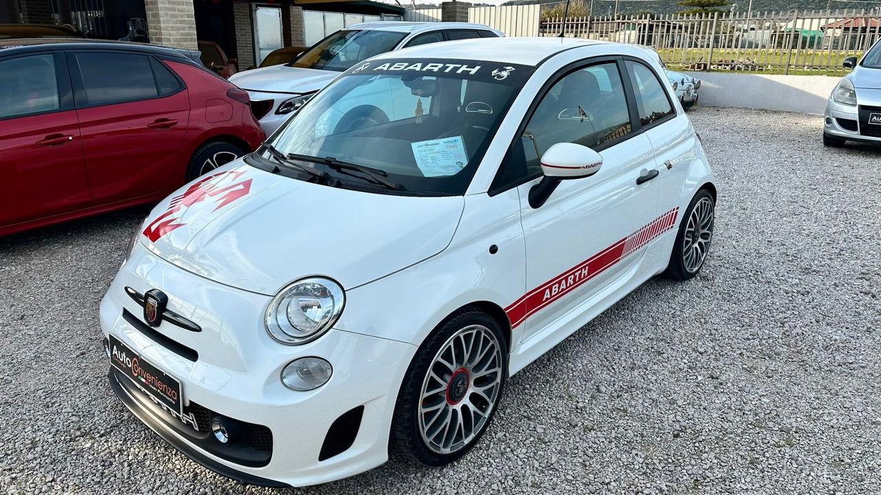 Abarth 500 1.4 Turbo T-Jet Custom