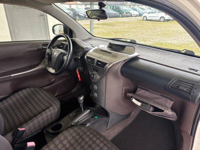 TOYOTA iQ 1.0 CVT Lounge AUTOMATICA OK NEOPATENTATI
