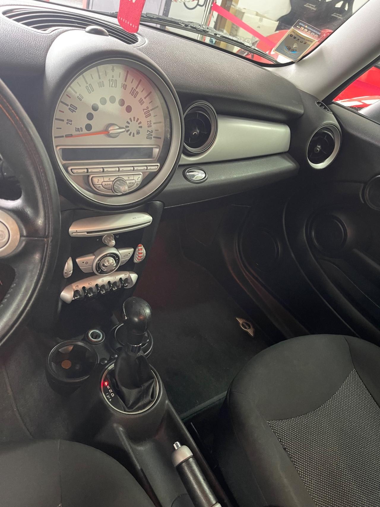 Mini Clubman Cooper D Aut. Neopatentati PERMUTE RATE