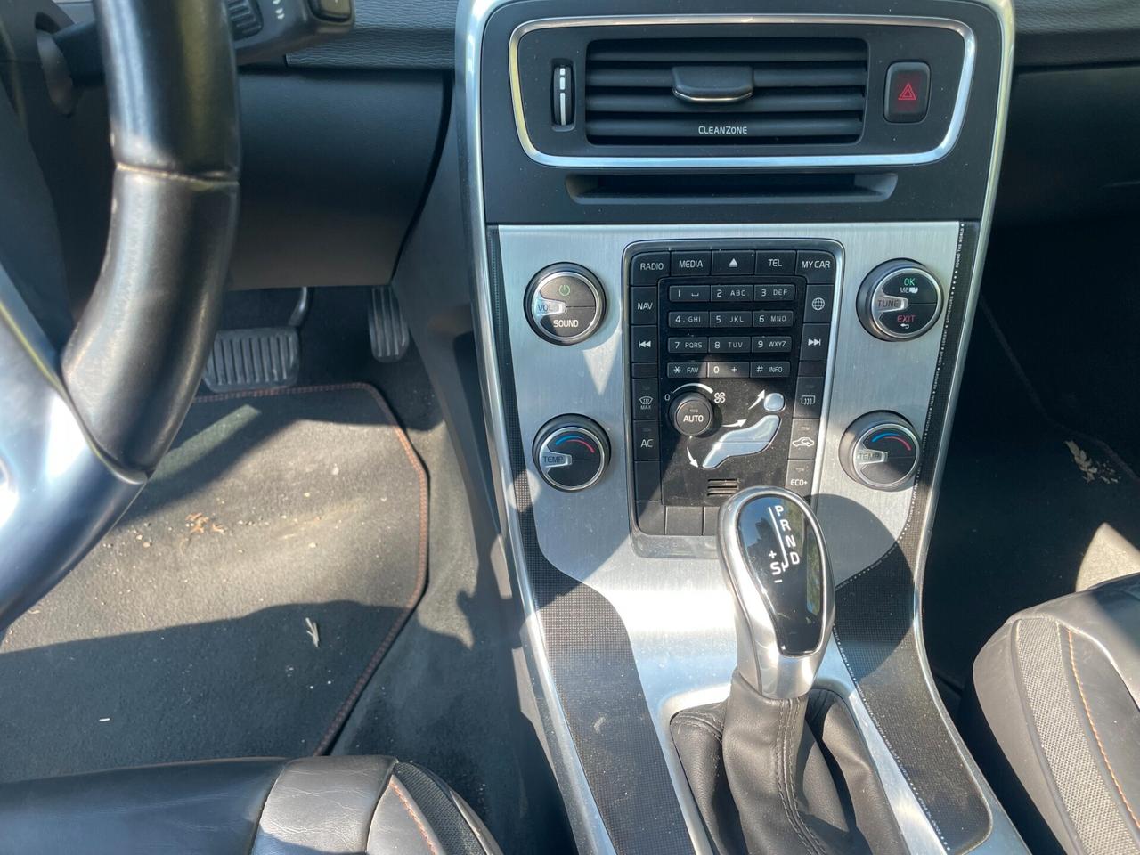 Volvo V60 D2 kinetic