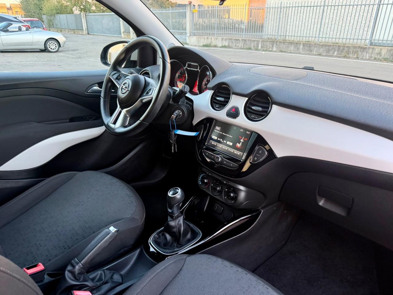 Opel Adam 1.2benz 2016 80.000km Euro6 per neopatentati