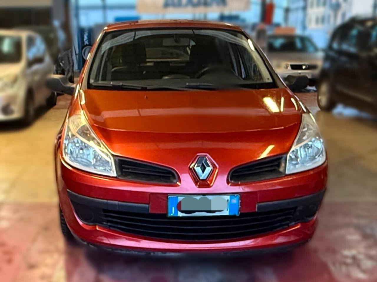 Renault Clio 1.2 16V 5 porte Dynamique Metano