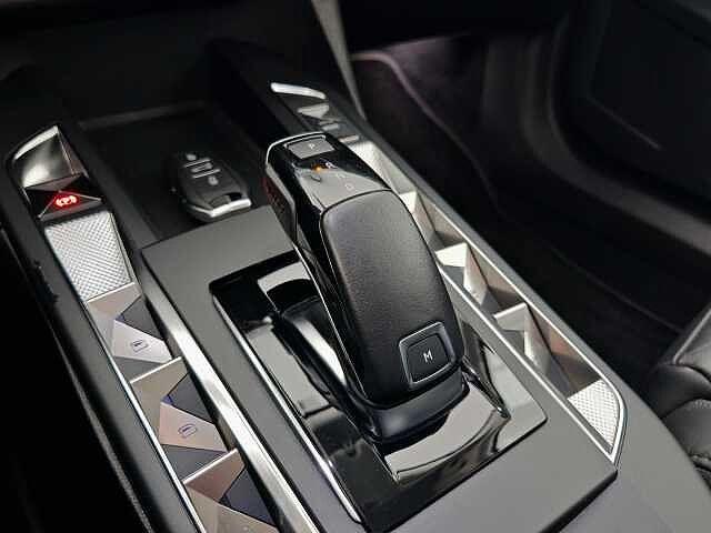 DS DS 3 Crossback DS 3 Crossback BlueHDi 130 aut. Grand Chic