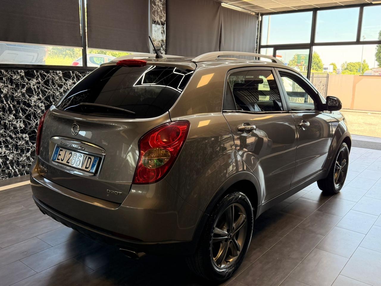 Ssangyong Korando 2.0 e-XDi 175 CV 2WD MT Classy