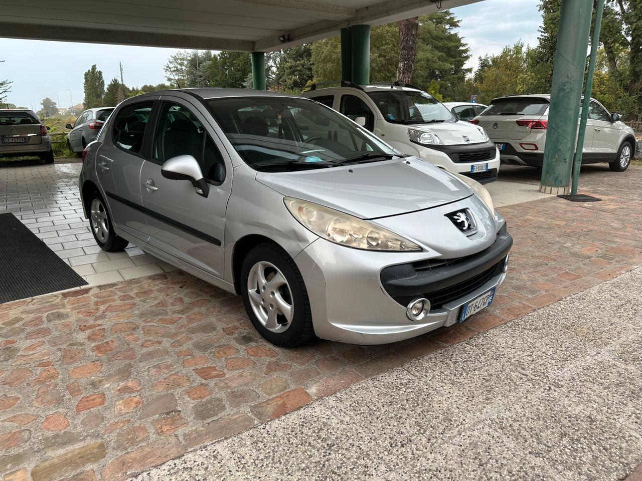 Peugeot 207 1.4 GPL Neopatentati