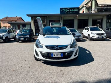 Opel Corsa 1.2 3 porte b-color