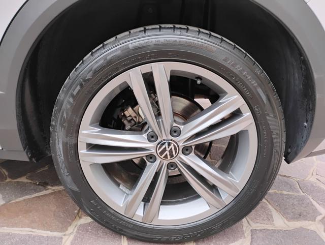 VOLKSWAGEN T-Roc 1.5 TSI ACT DSG R-Line