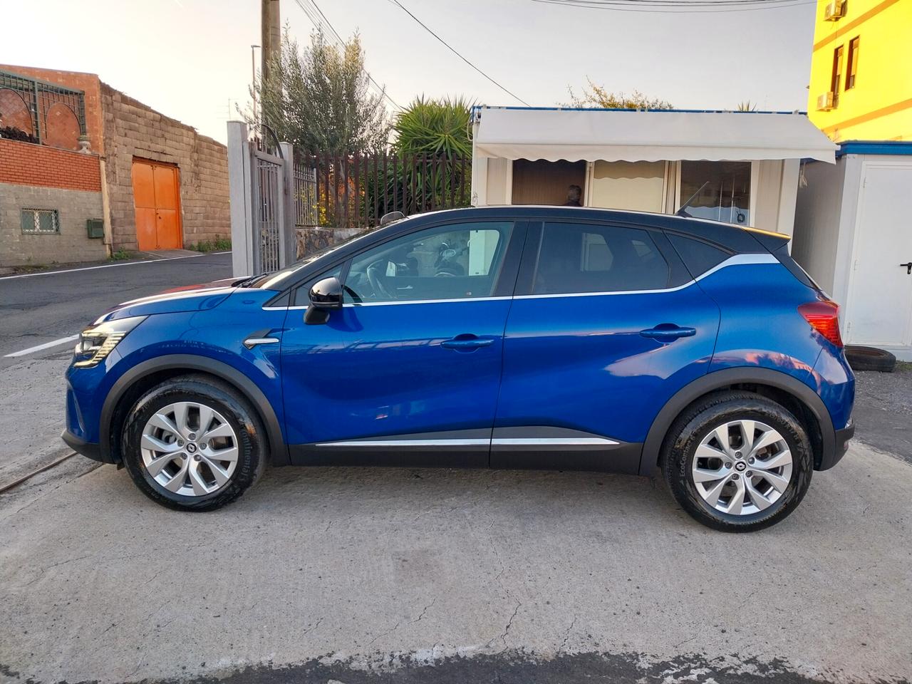 RENAULT CAPTUR FULL HYBRID E-TECH BUSINESS 2022