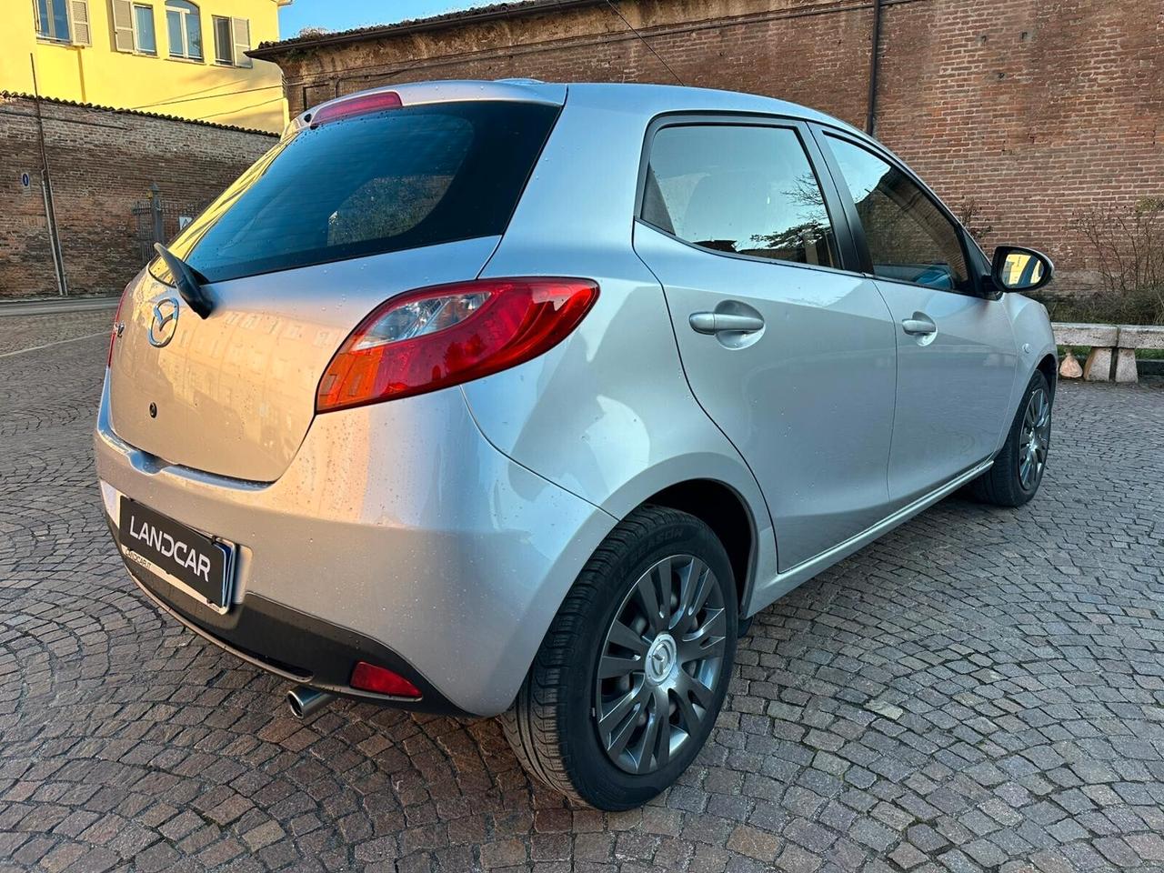 Mazda 2 1.3 16V 75CV 5p. Play NEOPATENTATI UNICOPROPRIETARIO