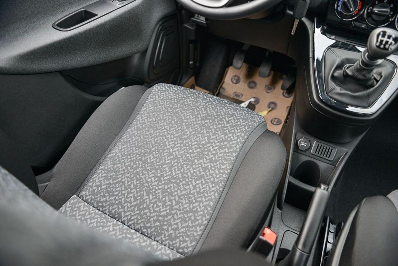 LANCIA Ypsilon III 2021 - Ypsilon 1.0 firefly hybrid Silver s&s 70cv