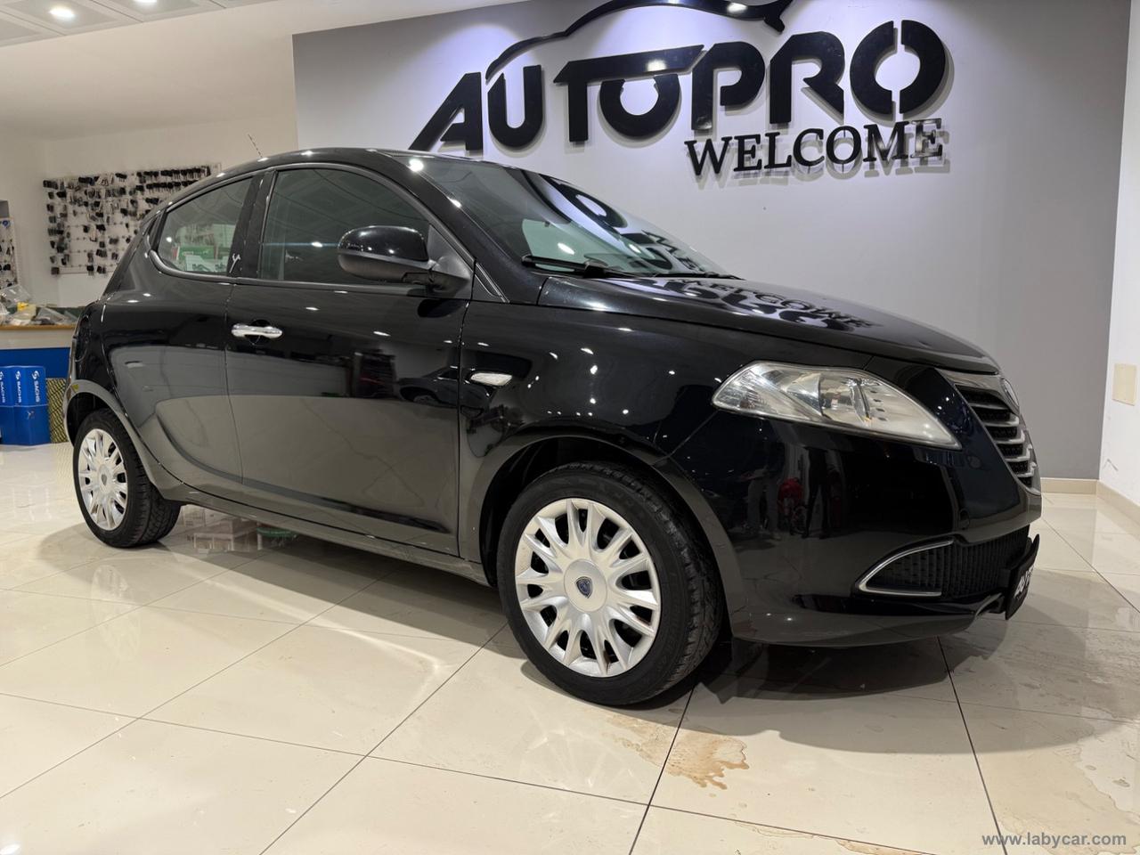 LANCIA Ypsilon 1.2 69 CV 5p. S&S Silver