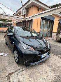 Toyota Aygo 1000 BENZINA CAMBIO AUTOMATICO KM CERTIFICATI 2018