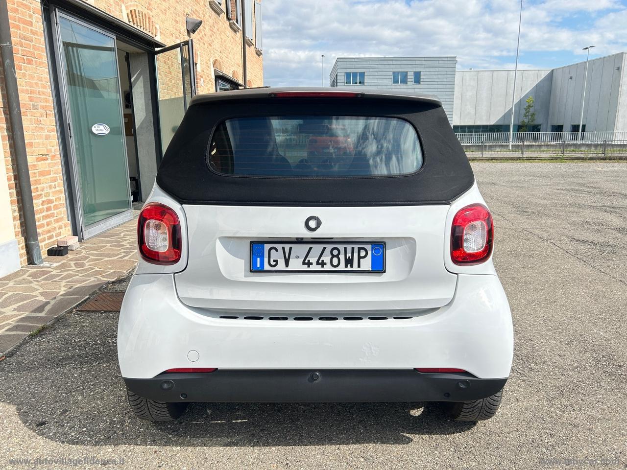 SMART fortwo EQ cabrio Passion